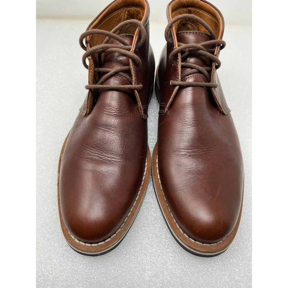 HELM The Hynes Mens 8.5  Brown Leather Chukka Boots M00522 Made in Brazil